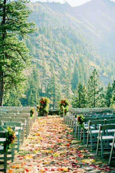 After these examples, do not refrain from going for one of the variety of wedding venues for outdoor ceremonies. See all of them at wedwithbliss.com