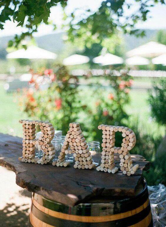 Why spend a lot of money when you can go simple and use some of these creative wedding ideas on a budget. For more ideas like this go to wedwithbliss.com