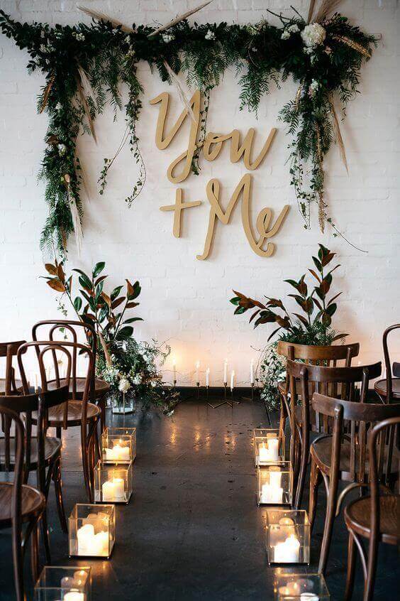 Why spend a lot of money when you can go simple and use some of these creative wedding ideas on a budget. For more ideas like this go to wedwithbliss.com
